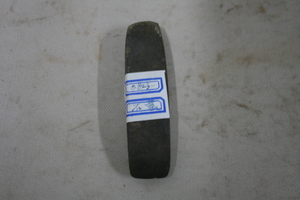 0823         石凿
一般文物    新石器时代
长9.5、宽2.4、高2.0、重0.12