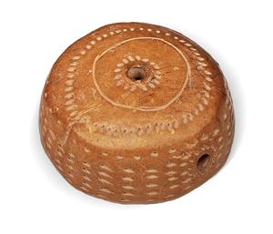 锥刺纹陶铃 &nbsp;&nbsp;&nbsp;齐家文化